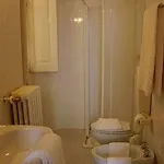 Отель Suisse